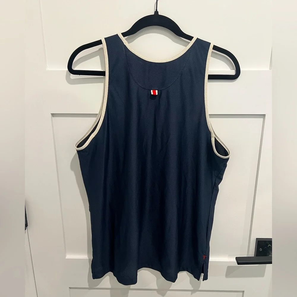 Tracksmith Men’s Van Cortlandt Running Singlet Navy and Ivory - Picture 3 of 5